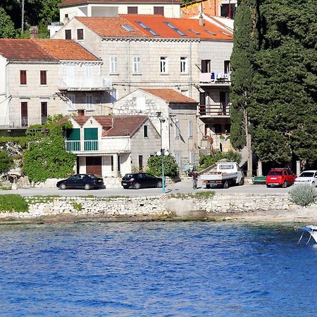 Apartments And Rooms By The Sea Racisce, Korcula - 4341 Extérieur photo