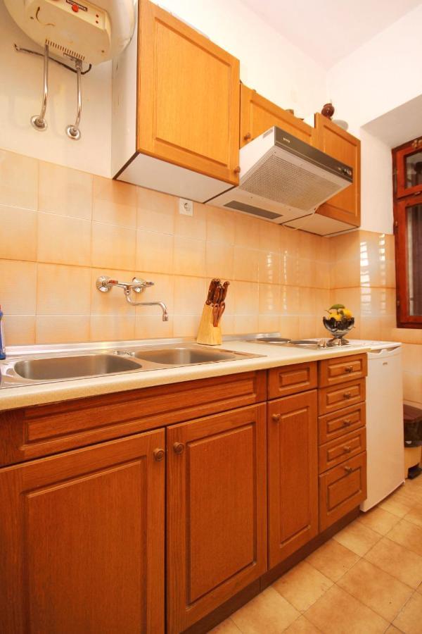 Apartments And Rooms By The Sea Racisce, Korcula - 4341 Extérieur photo